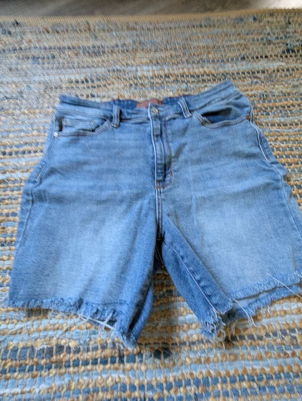 Judy Blue Denim Bermuda Shorts XL High Rise Raw Hem Stretch Cutoff Y2K